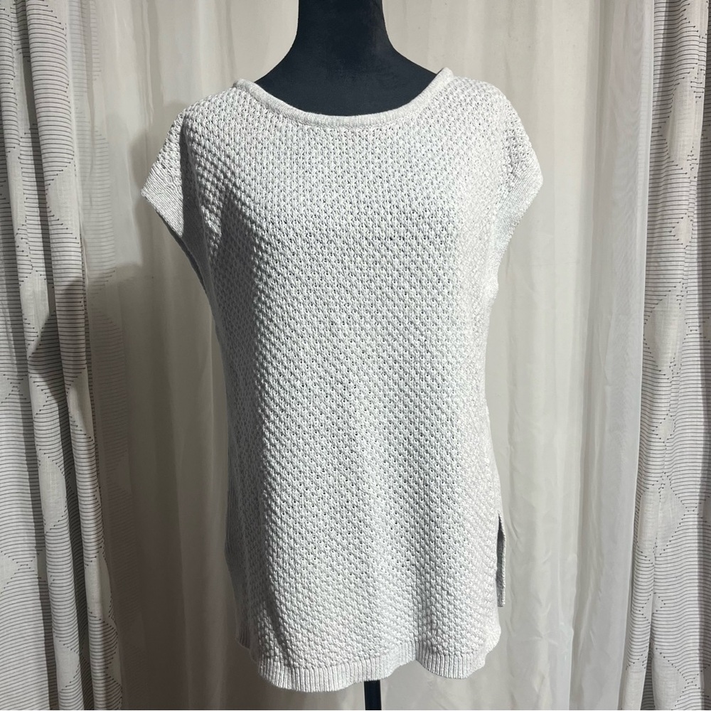 Banana Republic White Textured Tank Top